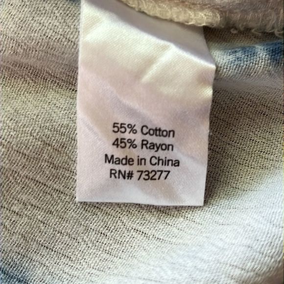 Sonoma Women’s Tie Dye Sleeveless V-neck Size XL Blue and White - Picture 11 of 13